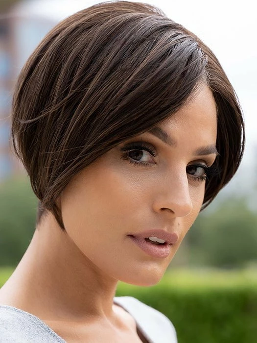 Raquel Welch WOMEN'S WIGS Heard It All | Synthetic Lace Front Wig (Mono Part) 8 Raquel Welch WOMEN'S WIGS Heard It All | Synthetic Lace Front Wig (Mono Part)