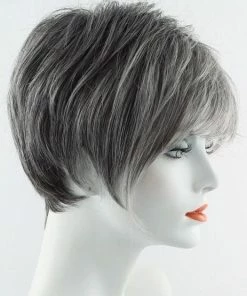 Raquel Welch Cinch | Short Synthetic Wig (Basic Cap) WOMEN'S WIGS