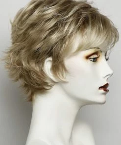 Raquel Welch Voltage Petite | Synthetic Wig (Basic Cap) 96 Raquel Welch Voltage Petite | Synthetic Wig (Basic Cap)