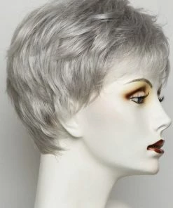 Raquel Welch Winner Large | Synthetic Wig (Basic Cap)