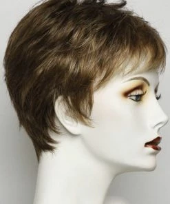 Raquel Welch Winner | Synthetic Wig (Basic Cap)