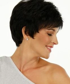 Raquel Welch Winner Large | Synthetic Wig (Basic Cap)